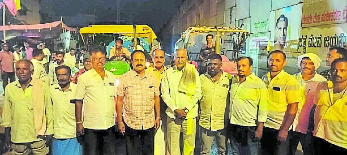 ‘ಗೆಜ್ಜಲಗೆರೆಗೆ ನೀರು ಪೂರೈಸಲು ಎಚ್ಡಿಕೆಯಿಂದ ಟ್ಯಾಂಕರ್ ವ್ಯವಸ್ಥೆ’