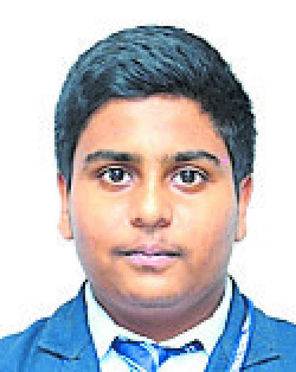 ವಾಗ್ದೇವಿ ಶಾಲೆ ಮಹಮ್ಮದ್ ಅಕ್ಮಲ್ ಟಾಪರ್