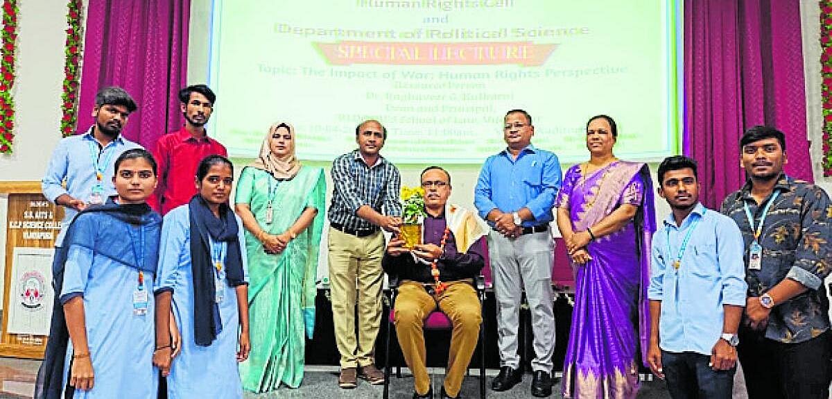 ಕಲಹದಿಂದ ಮನುಕುಲಕ್ಕೆ ಆತಂಕ