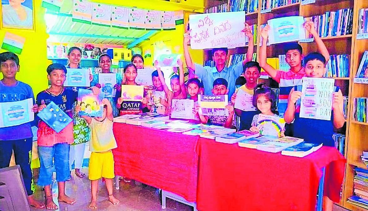ದುಂಡಳ್ಳಿ ಗ್ರಂಥಾಲಯದಲ್ಲಿ ವಿಶ್ವ ಪುಸ್ತಕ ದಿನಾಚರಣೆ