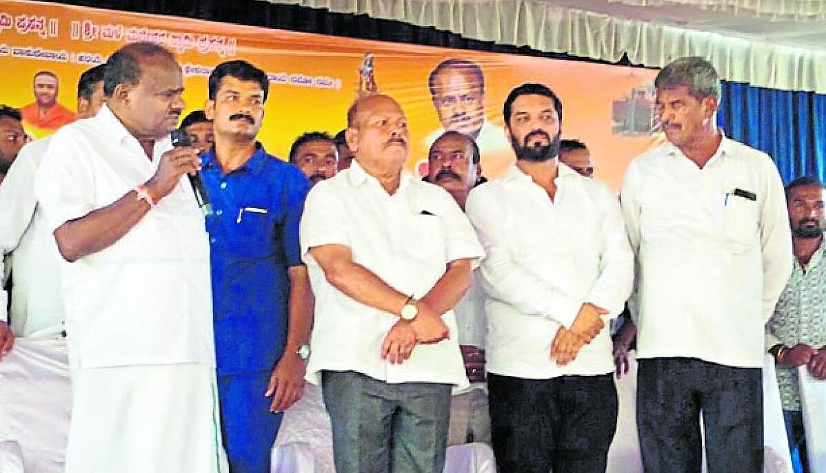 ‘ಕಾಡಾನೆ ಹಾವಳಿ ಪ್ರದೇಶಗಳಿಗೆ ಭೇಟಿ ನೀಡಲು ಕೇಂದ್ರ ಅರಣ್ಯ ಸಚಿವರ ಸಮ್ಮತಿ’