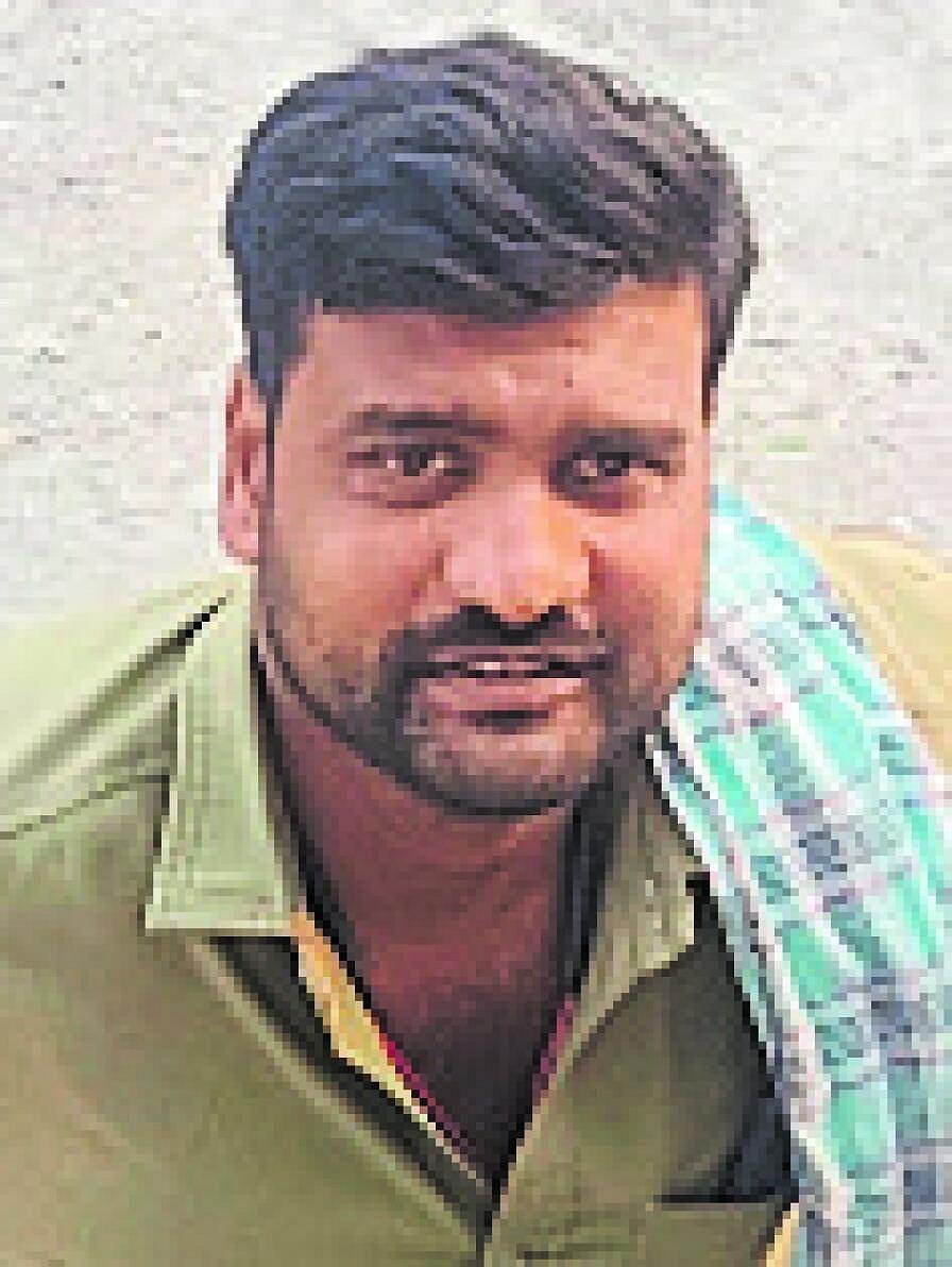 ಮಗುಚಿದ ಟಿಪ್ಪರ್: ಚಾಲಕ ಸಾವು