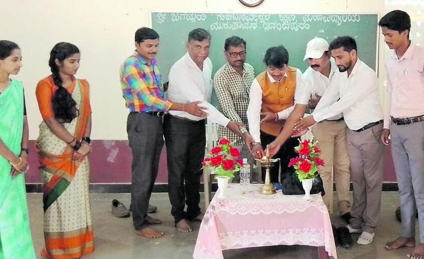 ‘ಅಡೆತಡೆಗೆ ಅಂಜದೇ ಗುರಿಯತ್ತ ಗಮನವಿರಲಿ’