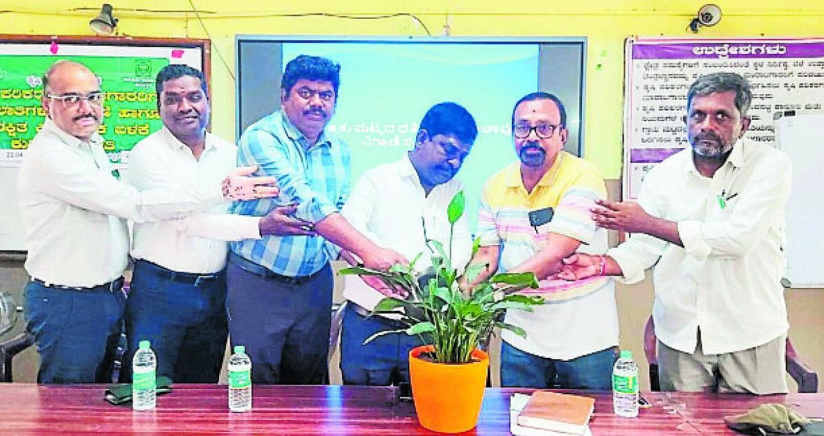 ಯೂರಿಯಾ ಕೊರತೆ ಆಗದಂತೆ ನೋಡಿಕೊಳ್ಳಿ