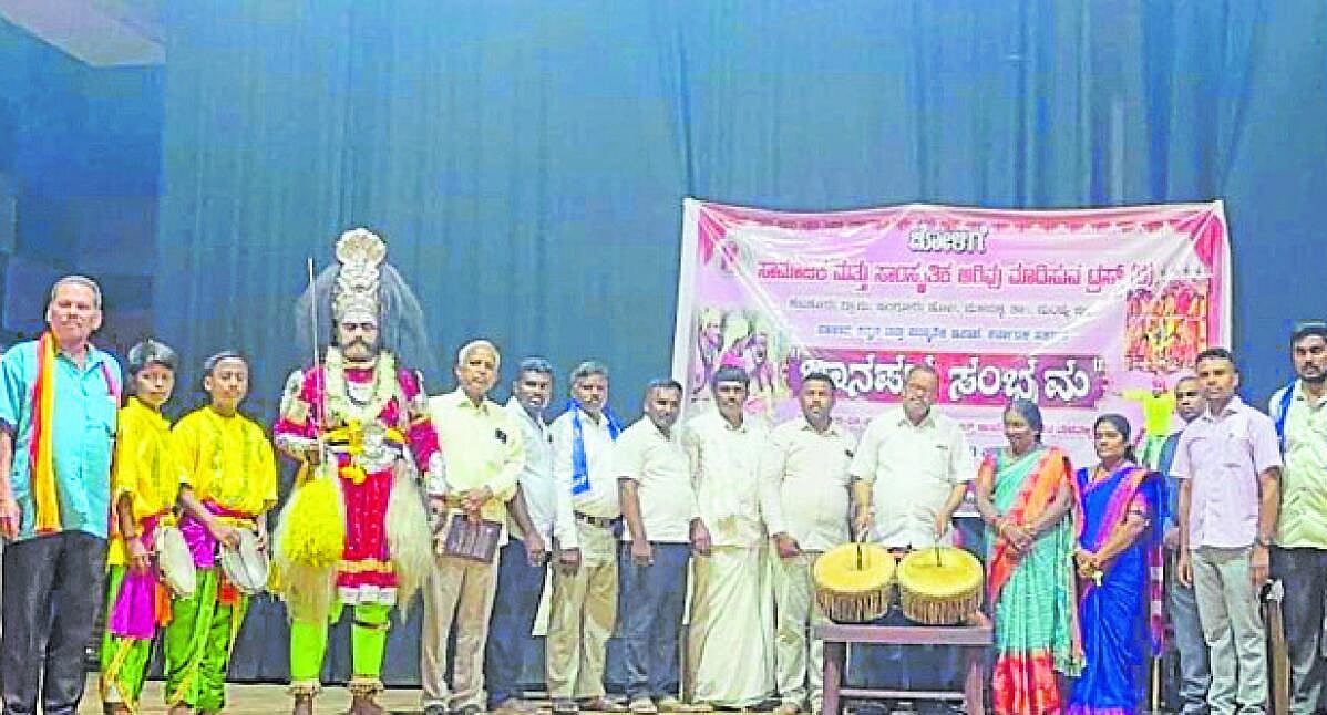 ಜಾನಪದ ಕಲೆ ಉಳಿಸುವ ಕಾರ್ಯ ಶ್ಲಾಘನೀಯ: ಸುಂದ್ರಪ್ಪ