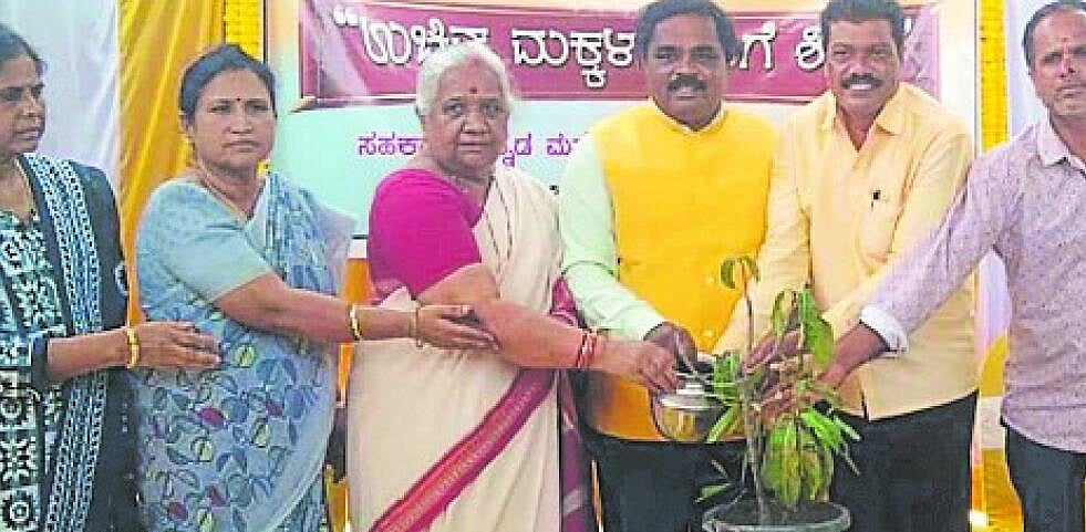 ಅಮ್ಮೇರಹಳ್ಳಿ: ಮಕ್ಕಳ ಶಿಬಿರಕ್ಕೆ ಚಾಲನೆ