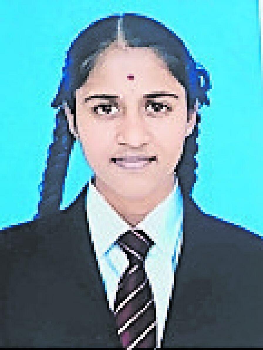 616 ಅಂಕ ಗಳಿಸಿದ ವಿದ್ಯಾರ್ಥಿನಿ