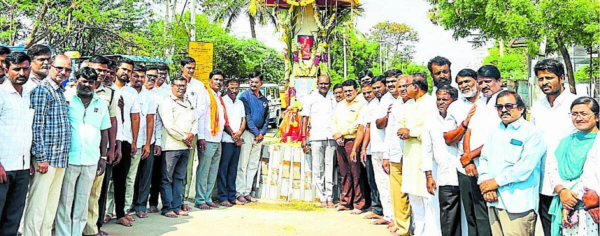‘ಸಮಾಜದ ಅಂಕುಡೊಂಕು ತಿದ್ದಿದ ಬಸವಣ್ಣ’