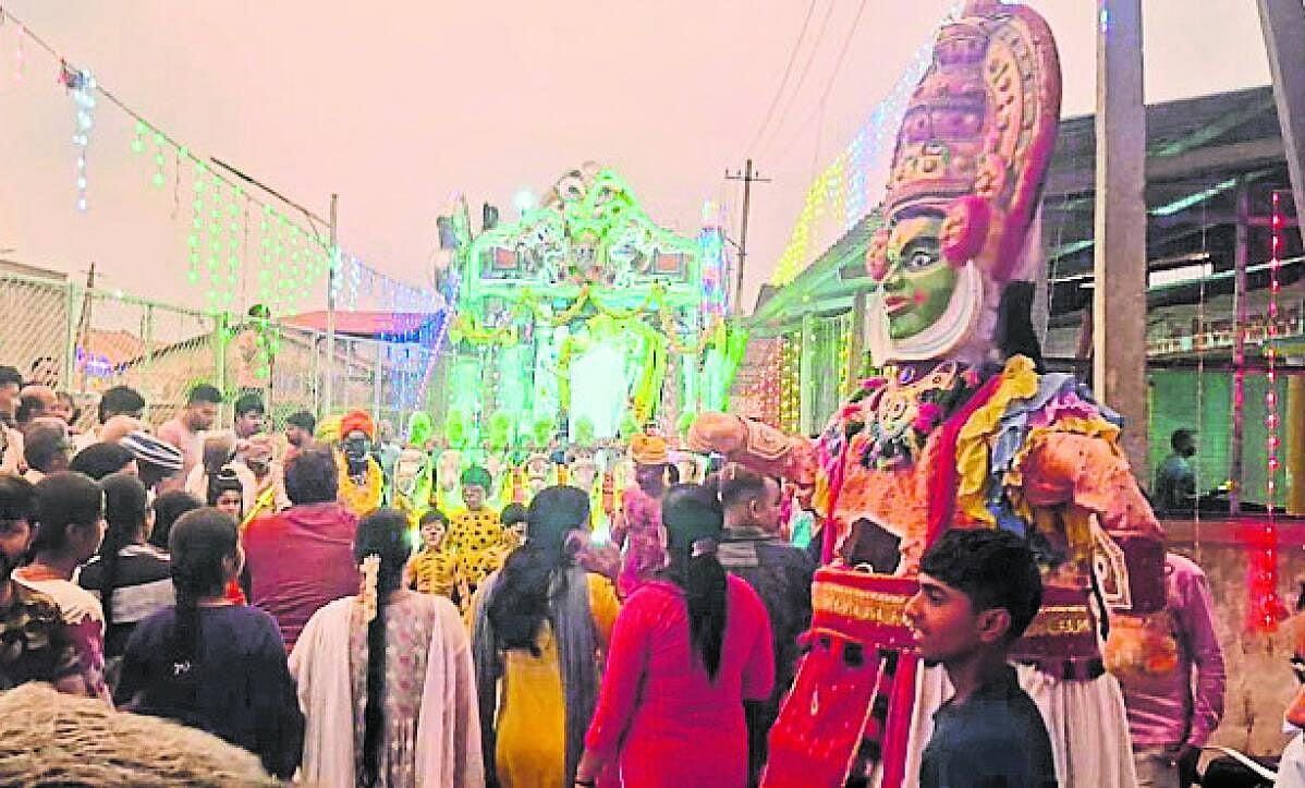 ಹೊಸಹೊಳಲು: ಹನುಮಂತೋತ್ಸವ