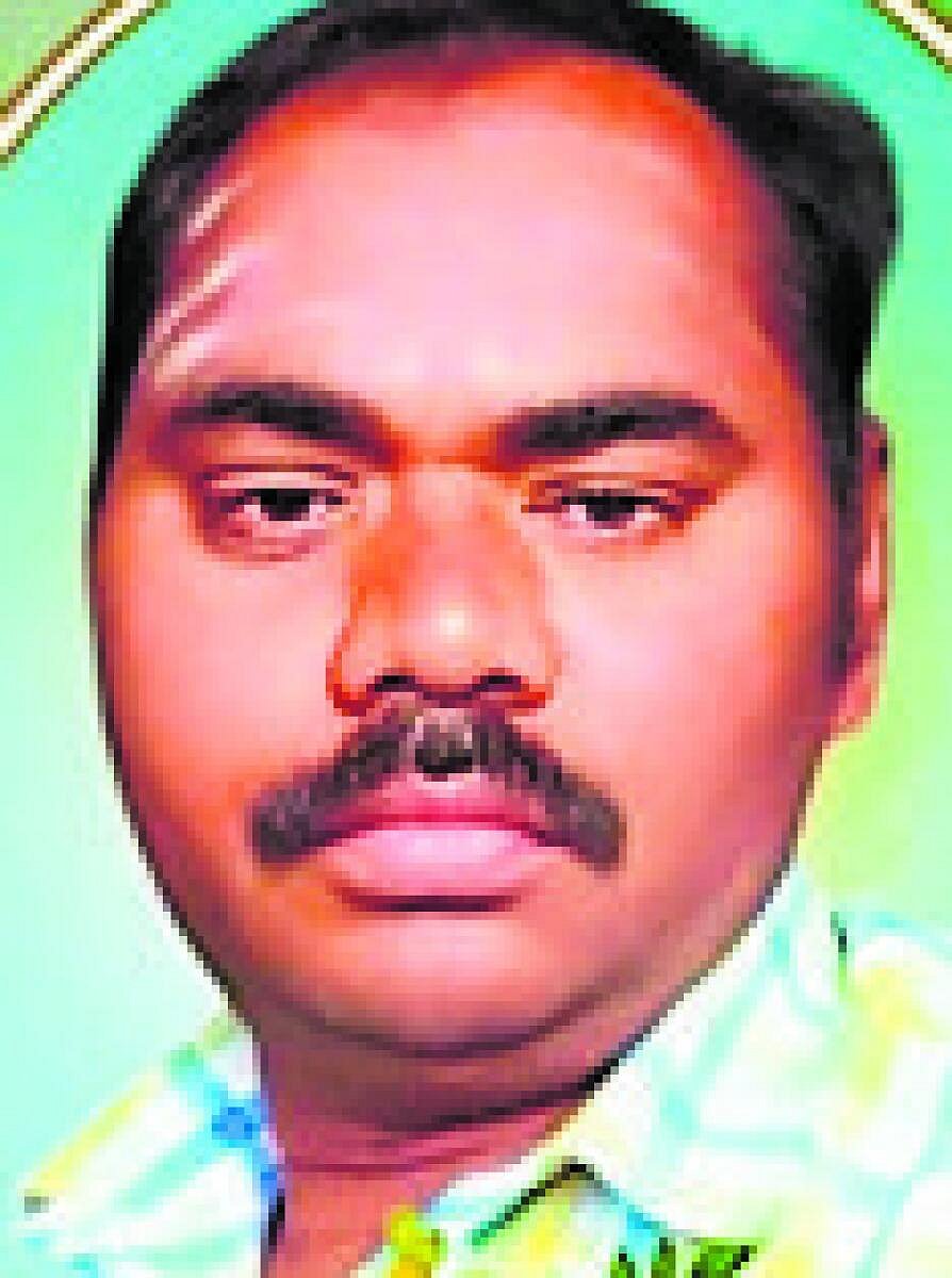 ರಮೇಶ ಕುಂಬಾರ
