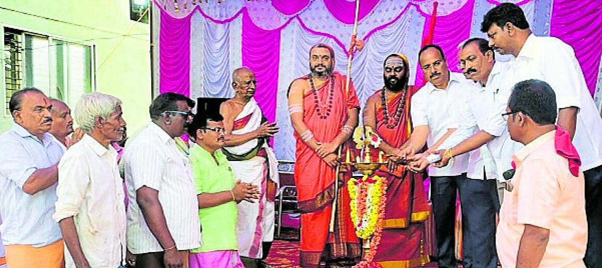 ‘ವಿಶ್ವಕರ್ಮರು ನಿಷ್ಕಾಮಕರ್ಮ ಯೋಗಿಗಳು’