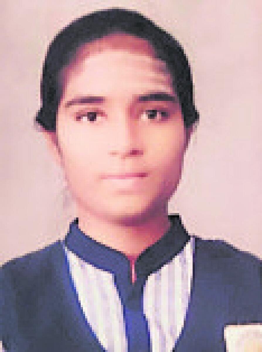 ಕಾಳಿದಾಸ ಪ್ರೌಢಶಾಲೆಗೆ ಸೌಜನ್ಯ ಪ್ರಥಮ