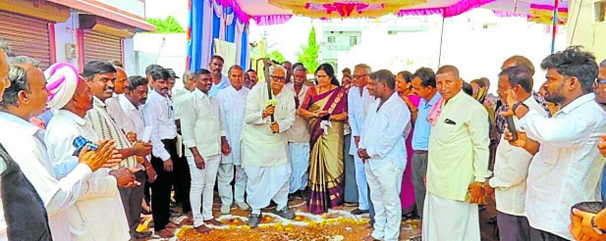 ‘ಅಭಿವೃದ್ಧಿಗೆ ಜನರ ಸಹಕಾರ ಅಗತ್ಯ’