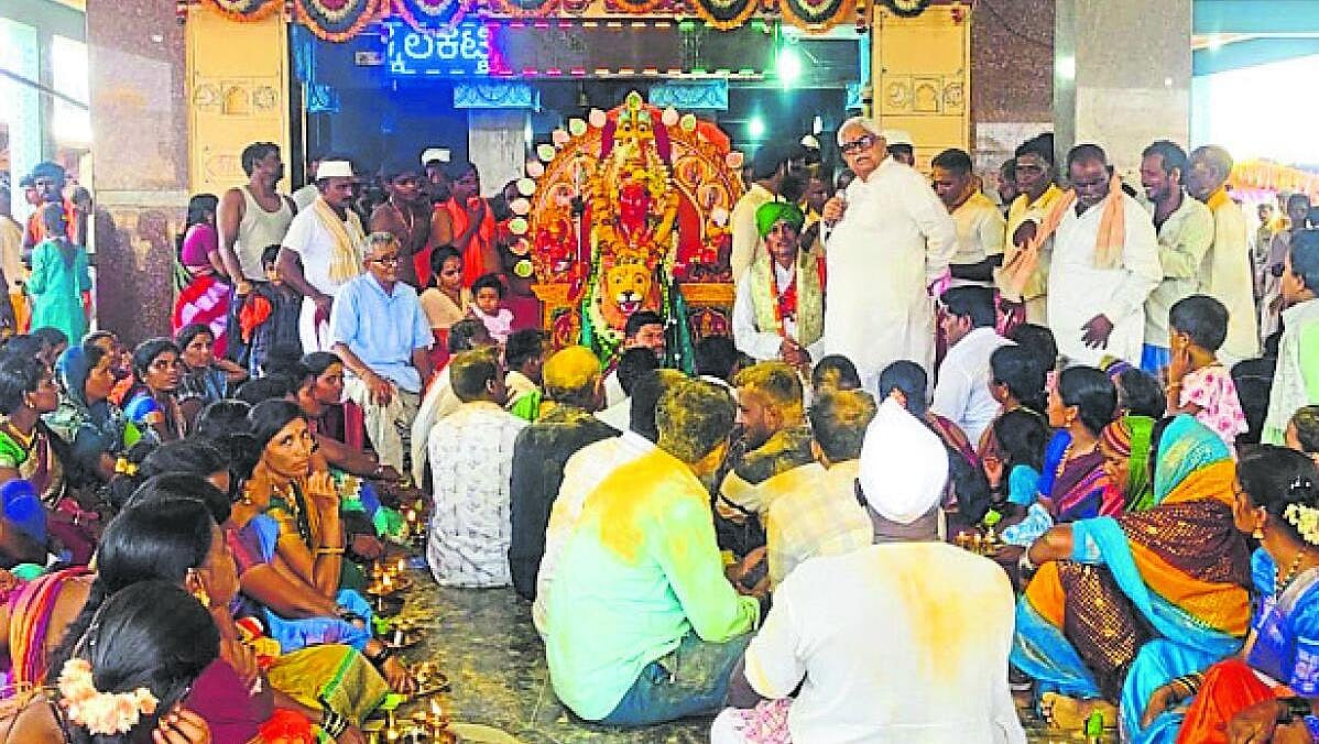 ಗ್ರಾಮದೇವತೆ ಜಾತ್ರಾ ಮಹೋತ್ಸವ ಸಂಭ್ರಮ