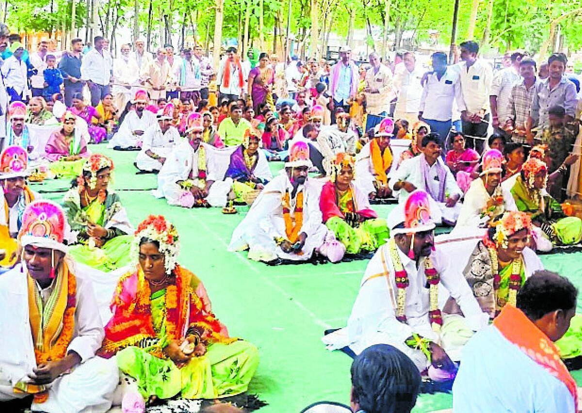 ‘ಮದುವೆ: ಅನಗತ್ಯ ಹಣ ವ್ಯರ್ಥ ಮಾಡದಿರಿ’