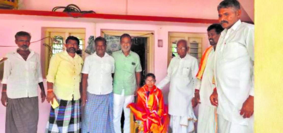 ಮಾಚನೂರು: ಪ್ರಿಯಾಂಕಗೆ ಅಭಿನಂದನೆ
