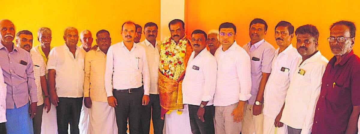 ಅಧ್ಯಕ್ಷರಾಗಿ ಗಿರೀಶ್ ಅವಿರೋಧ ಆಯ್ಕೆ