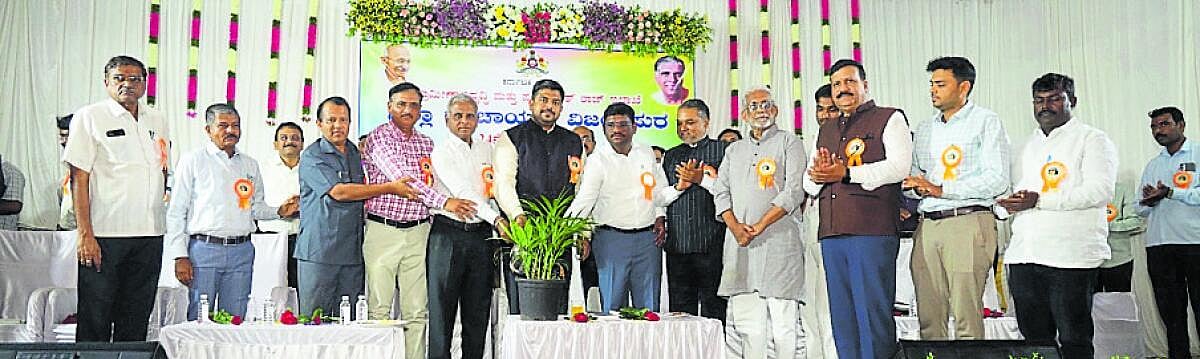 ಪ್ರಜಾಪ್ರಭುತ್ವಕ್ಕೆ ಆಧಾರ ಪಂಚಾಯತ್