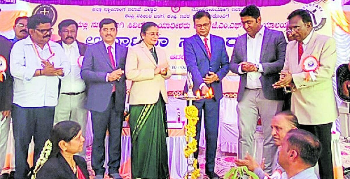 ಸಿವಿಲ್, ಜೆಎಂಎಫ್ಸಿ ನ್ಯಾಯಾಲಯ ಉದ್ಘಾಟನೆ