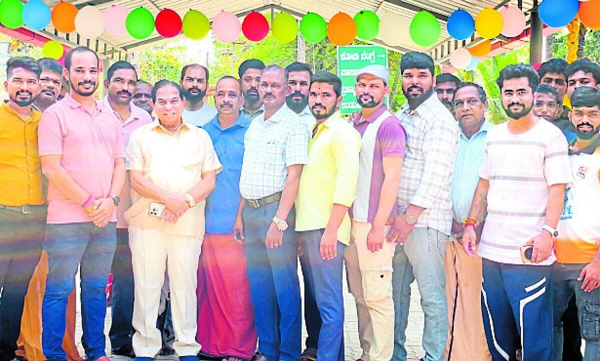 ಆಟೊ ನಿಲ್ದಾಣ ಉದ್ಘಾಟನೆ