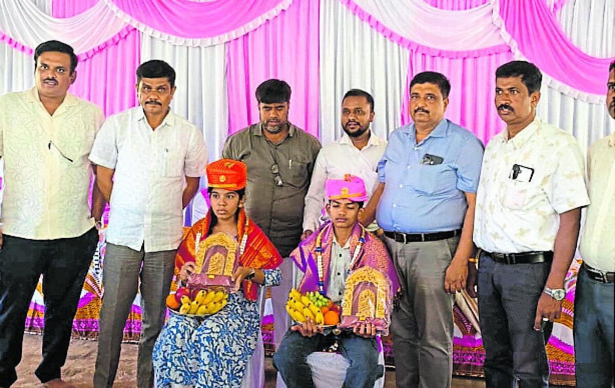 ಸಾಧಕ ವಿದ್ಯಾರ್ಥಿಗಳಿಗೆ ಸನ್ಮಾನ