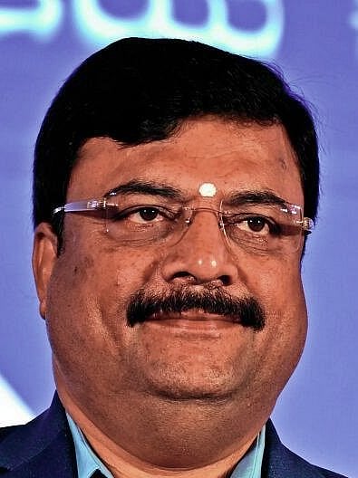 Mysuru Politics: ಕೇಂದ್ರ ಸಚಿವ ಕುಮಾರಸ್ವಾಮಿ ಘನತೆ ಅರಿತು ಮಾತನಾಡಲಿ: ನರೇಂದ್ರ ...