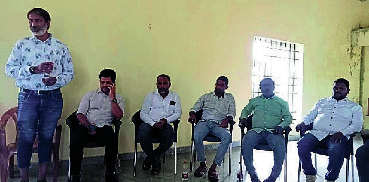 Reservation Row: ಚುನಾವಣೆಯಲ್ಲಿ ಮುಸ್ಲಿಮರಿಗೆ ಮೀಸಲಾತಿ ಕಲ್ಪಿಸುವಂತೆ ಆಗ್ರಹ