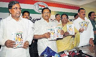 ಕಾಂಗ್ರೆಸ್ ಪ್ರಣಾಳಿಕೆಯಲ್ಲಿ ಭರವಸೆಗಳ ಸುರಿಮಳೆ