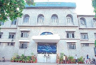 ಪರಪ್ಪನ ಅಗ್ರಹಾರದಲ್ಲಿ ಸತ್ಯ ಹರಿಶ್ಚಂದ್ರ ನಾಟಕ!