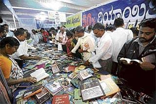 ಭುವನೇಶ್ವರಿ ಜಾತ್ರೆಯಲ್ಲಿ ಸರಸ್ವತಿ ಆರಾಧನೆ!