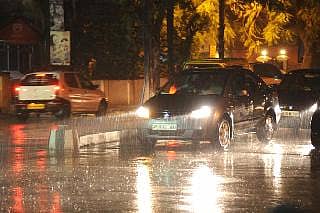 ನಗರಕ್ಕೆ ತಂಪೆರೆದ ಅನಿರೀಕ್ಷಿತ ಮಳೆ