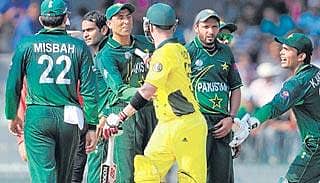 ಗೆದ್ದು ಬೀಗಿದ ಪಾಕ್ಗೆ ಅಗ್ರಪಟ್ಟ