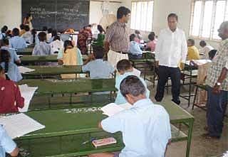 ವಸತಿ ಶಾಲೆಗಳಿಗೆ ಪ್ರವೇಶ ಪರೀಕ್ಷೆ