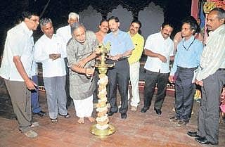 ನೌಕರರ ಕಲಾಪ್ರತಿಭೆ ಗುರುತಿಸಲು ಕರೆ