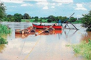 ಭೀಮಾ ನದಿಯ ಬೋಟ್‌ಗಳಿಗೆ ಲಂಗರು!