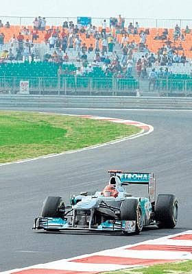 ಅಗ್ರ 10ರಲ್ಲಿ ಕಾಣಿಸಿಕೊಂಡ ಫೋರ್ಸ್ ಇಂಡಿಯಾ ಚಾಲಕರು