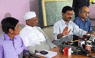 ಅಣ್ಣಾ ತಂಡ: ಸಮಿತಿ ಪುನರ್ರಚನೆಗೆ ನಿರ್ಧಾರ