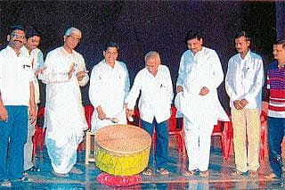 ಪ್ರತಿಭಾವಂತ ಕಲಾವಿದರಿಗೆ ಪ್ರೋತ್ಸಾಹ ಅಗತ್ಯ