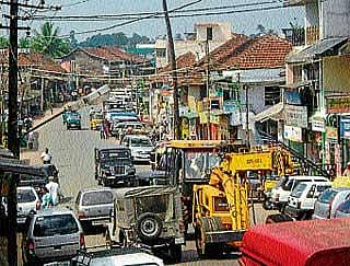 ಗೋಣಿಕೊಪ್ಪಲು: ಮುಗಿಯದ ಸಮಸ್ಯೆ, ಜನರ ಗೋಳು