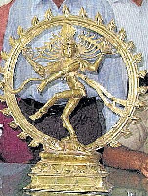 ಪುರಾತನ  ವಿಗ್ರಹಗಳ ವಶ