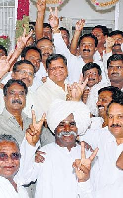 ಡಿಸಿಎಂ: ಇಬ್ಬಣ ಪೈಪೋಟಿ