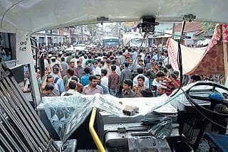 ಅಪಘಾತದಲ್ಲಿ ಯುವಕ ಸಾವು: ಆಕ್ರೋಶ