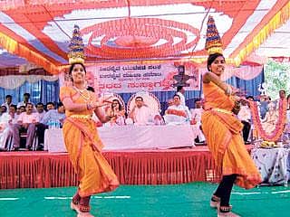 ವೀರಶೈವ ನಾಯಕರಿಗೆ ಅಪರಾಧಿ ಸ್ಥಾನ