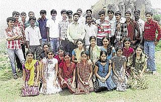 ಅಭಿವೃದ್ಧಿ ಯೋಜನೆಗಳಲ್ಲಿ ರಾಜಕೀಯದ ಪರಿಮಳ..!