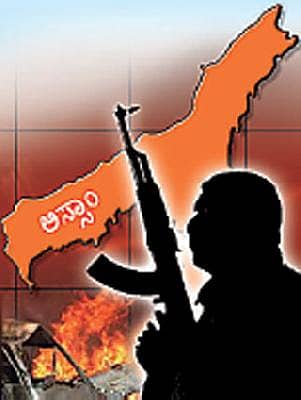 ಈಶಾನ್ಯದ ದಳ್ಳುರಿಗೆ ಕೇಂದ್ರ ನಿರ್ಲಿಪ್ತ