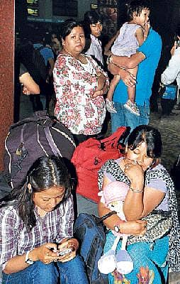 ಓದಿನ ನಡುವೆಯೇ ಹೊರಟವರ ಪಡಿಪಾಟಲು