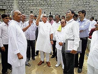 ಶೌಚಾಲಯದಿಂದ ಆರೋಗ್ಯಕರ ಸಮಾಜ ನಿರ್ಮಾಣ