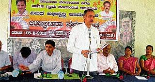 ಬಿಸಿಯೂಟಕ್ಕೆ ಸಿಲಿಂಡರ್ ಕೊರತೆ:ಕ್ರಮ ಕೈಗೊಳ್ಳಲು ಕೇಂದ್ರ ಸರ್ಕಾರಕ್ಕೆ ಸಚಿವ ಕಾಗೇರಿ ಆಗ್ರಹ