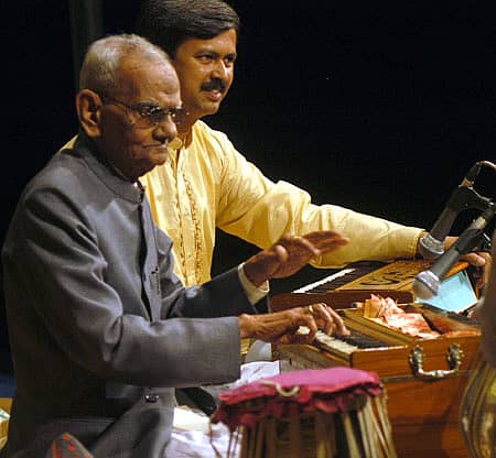 ಪಂ.ರಾಮಭಾವು ಬಿಜಾಪುರೆ ಮತ್ತು ರವೀಂದ್ರ ಕಾಕೋಟಿ