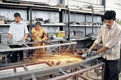 ಅಲ್ಪ ಬಂಡವಾಳ --– ಕೈತುಂಬಾ ಸಂಪಾದನೆ